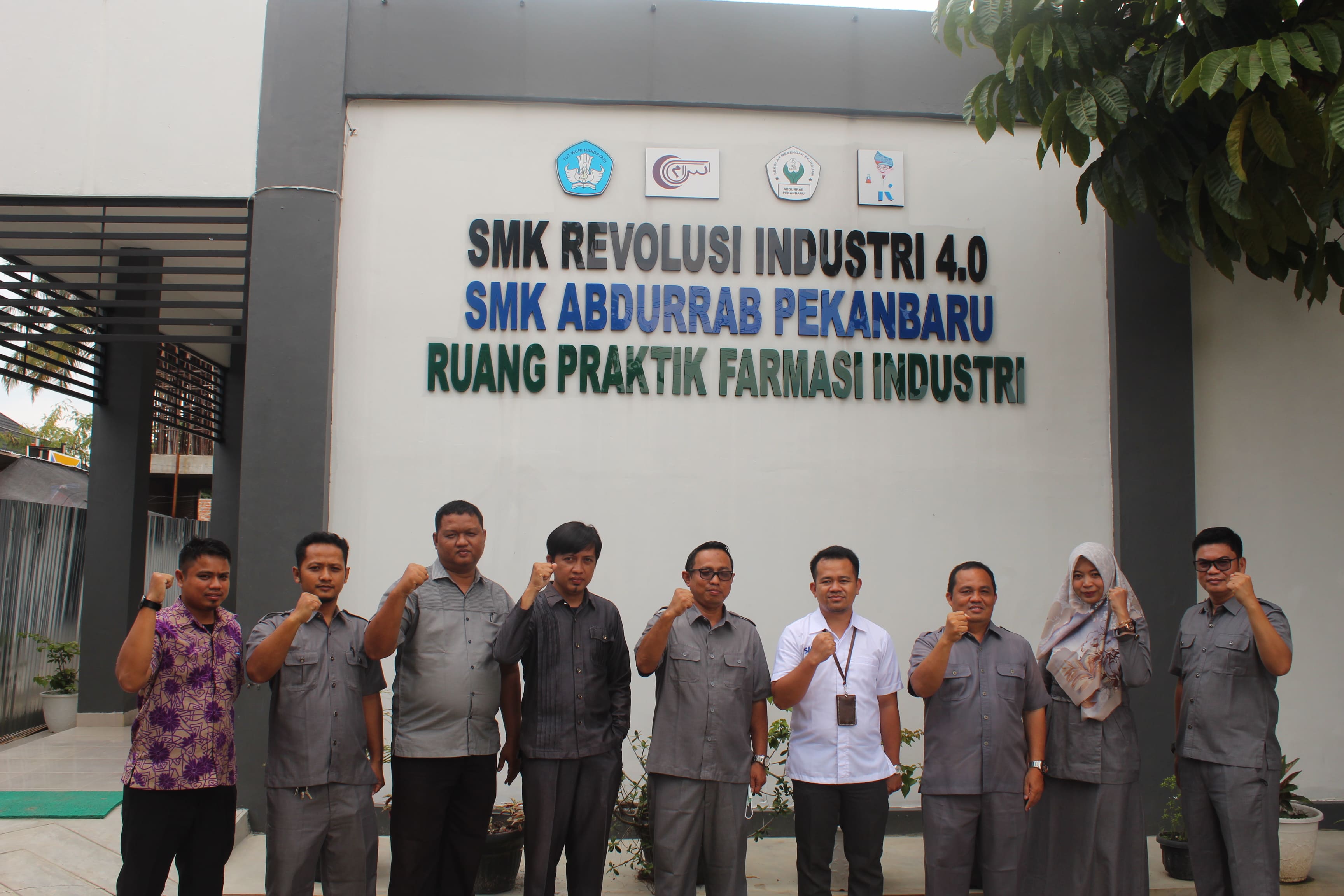 387-monitoring-bantuan-sertifikasi-kompetensi-dan-bantuan-smk-revolusi-industri-40-oleh-bapak-feri-irawan-dari-kementrian-pendidikan-kebudayaan-riset-dan-teknologi
