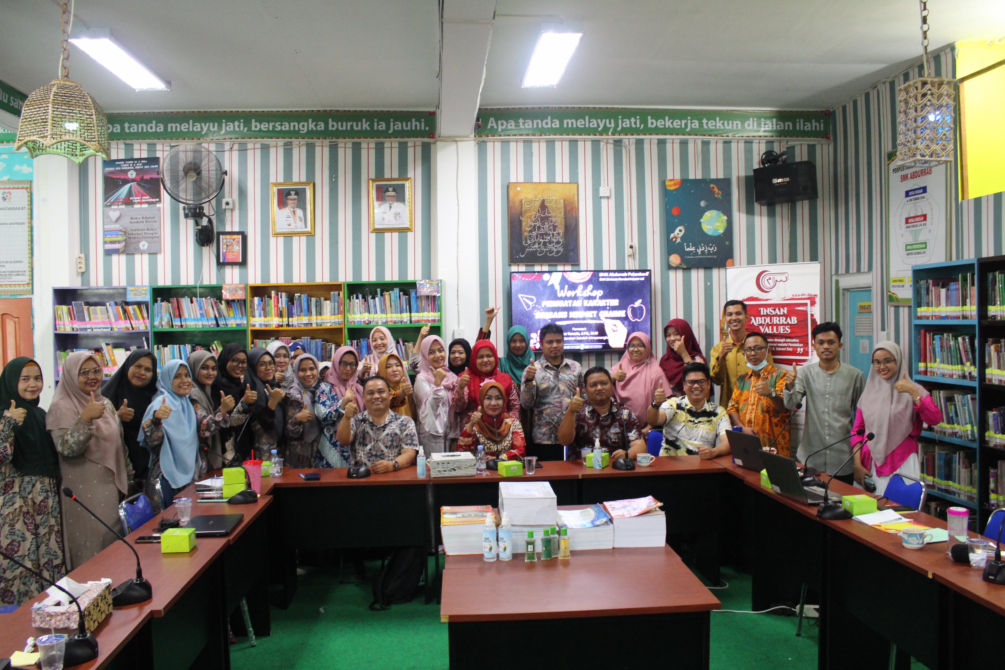 398-workshop-penguatan-karakter-berbasis-mindset-change-oleh-ibu-eka-teresia-spd-mm
