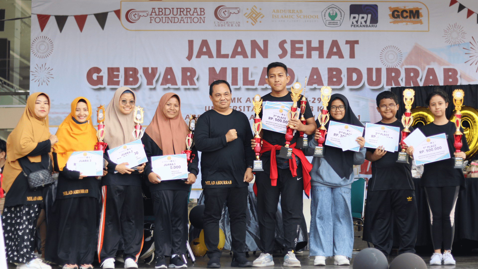 505-selamat-dan-tahniah-kami-ucapkan-untuk-para-pemenang-lomba-storytelling-dan-puisi-dalam-rangka-milad-smk-abdurrab-pekanbaru-ke-29